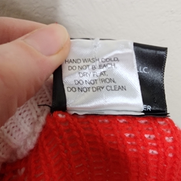 The Office Dunder Mifflin Ugly Christmas Sweater M - Picture 5 of 6